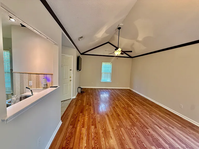 5 Twin Oaks Cir — Photo 9