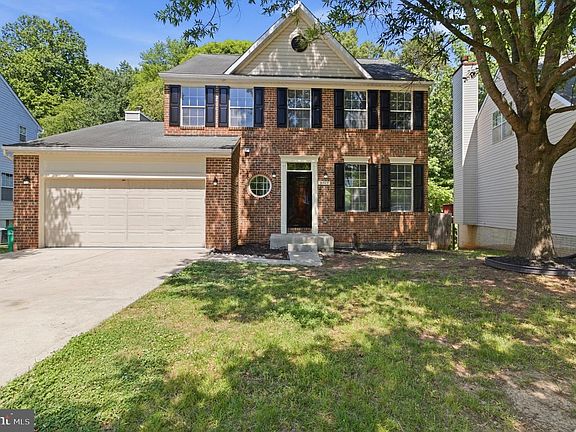3rd image of 3812 Asquith Ct