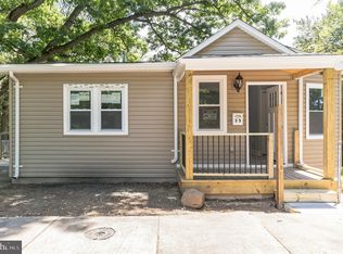 35 Akin Ave, Capitol Heights, MD 20743