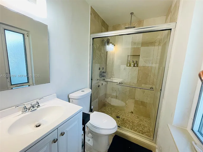 18962 SW 94th Ave — Photo 15