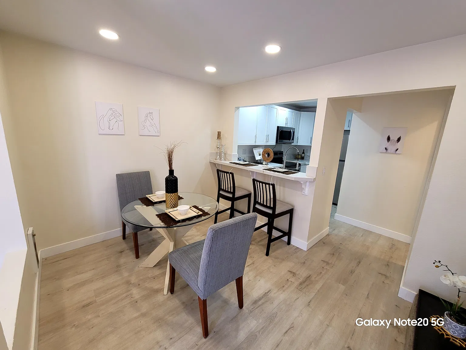 3234 Ashford St — Photo 2