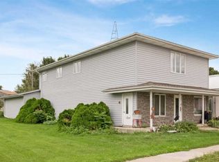 124 E Main St, Oxford, IA 52322