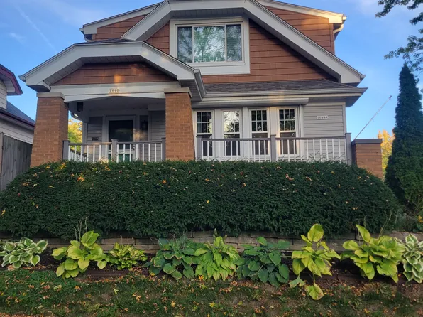 1640 S 85th St, West Allis, WI 53214