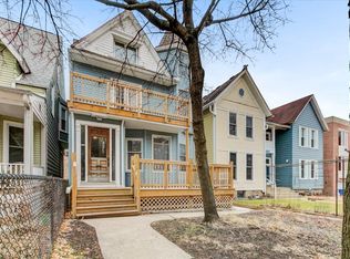 5423 S Ridgewood Ct, Chicago, IL 60615