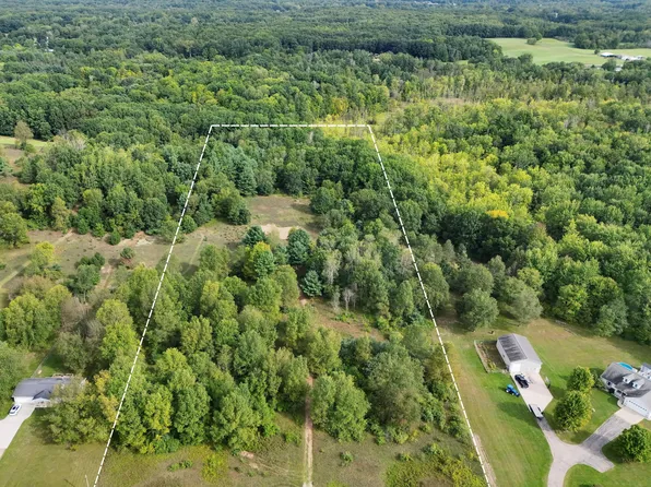 3435-18 Mile Rd NE, Cedar Springs, MI 49319
