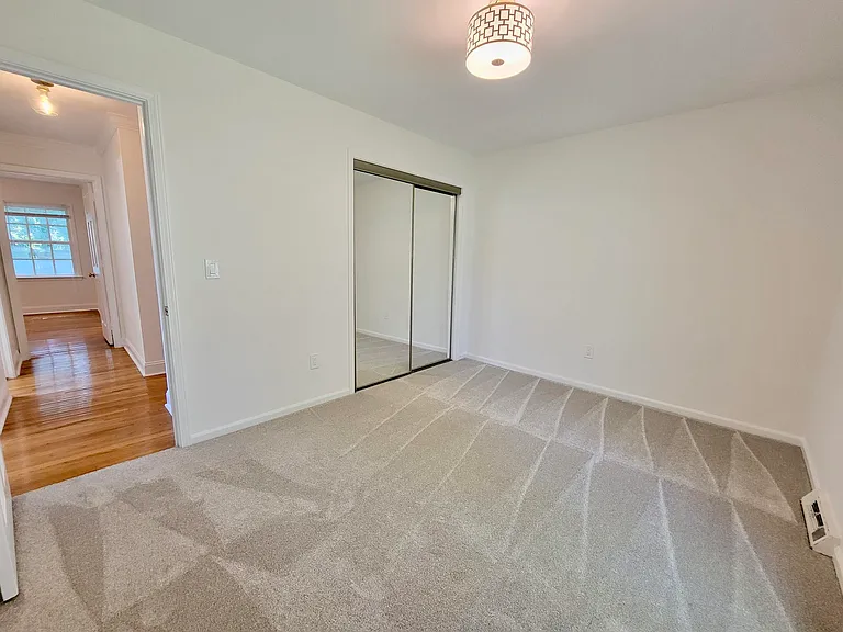 1003 Law Ln — Photo 20