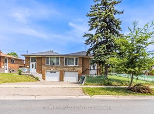 7187 Darcel Ave, Mississauga, ON L4T 2X3