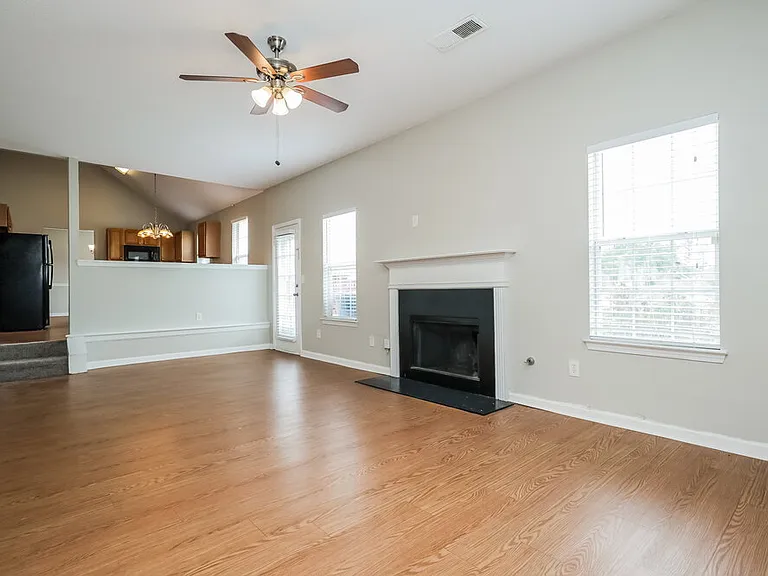 153 Bellington Dr — Photo 9