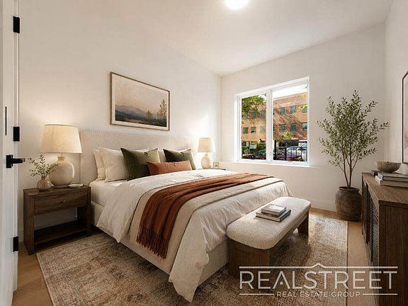4th image of 1260 Prospect Pl #1F