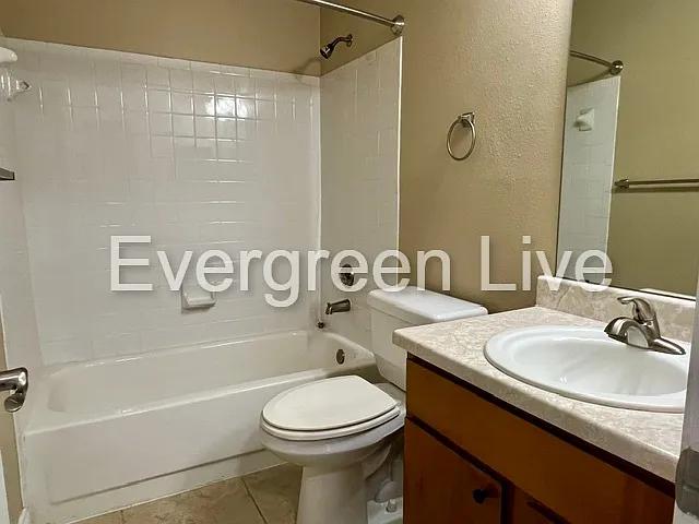 109 Barnsbury Ct — Photo 13
