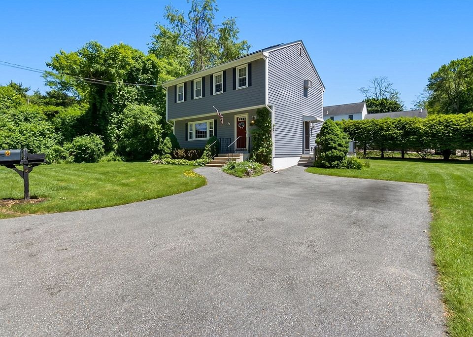 1st image of 6 Meadow Ln