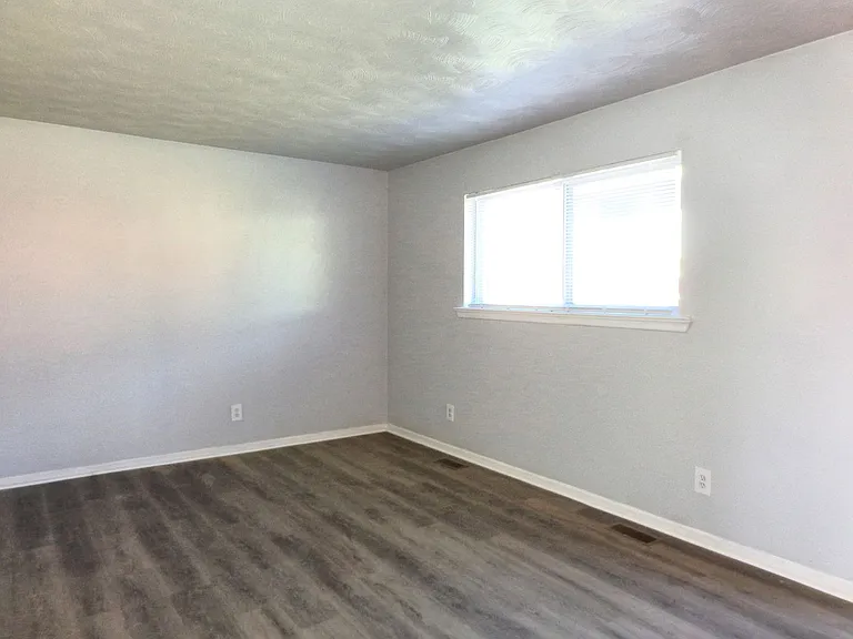 Pembroke Pines Apartments — Photo 18