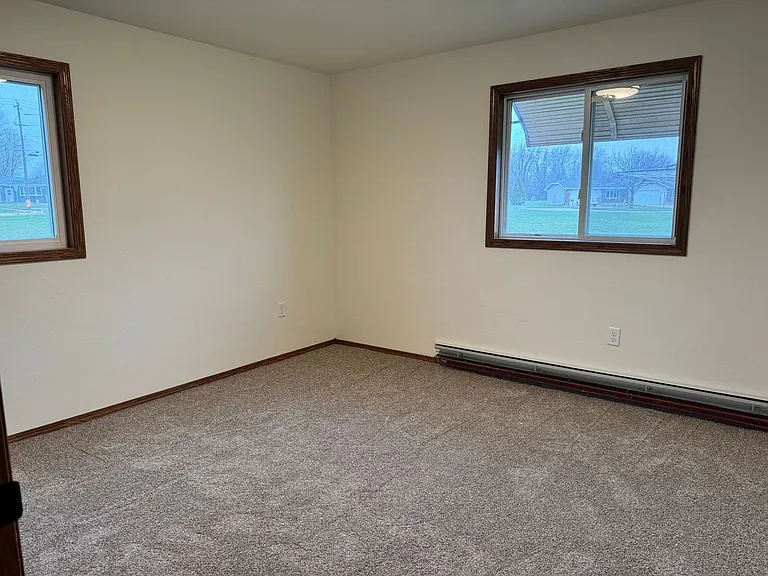 700 Fairway Dr — Photo 5