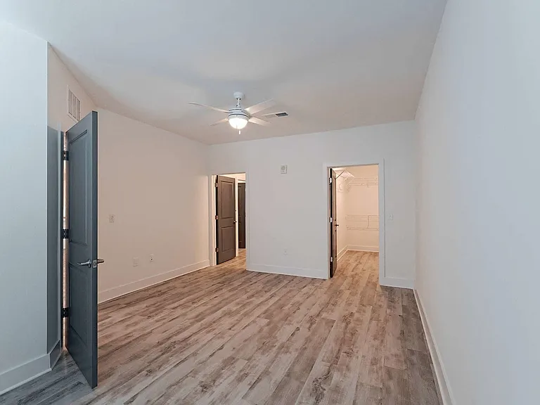 Forena Luxury Living — Photo 95