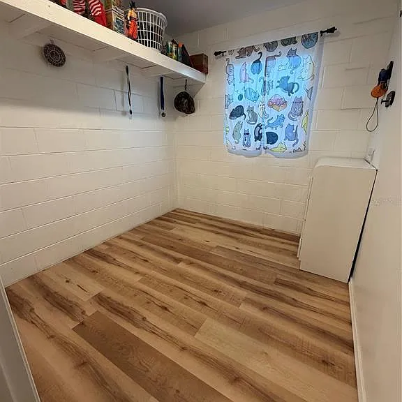 137 N Nowell St — Photo 12