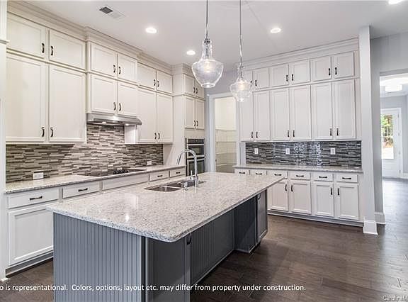 3rd image of 4900 Killian Crossing Dr #33