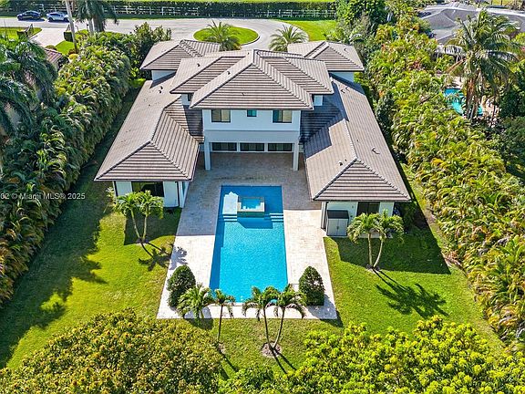 3rd image of 11361 NW 19th Ct