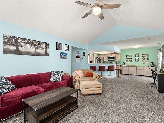 5th image of 1190 Pheasant Run Ln