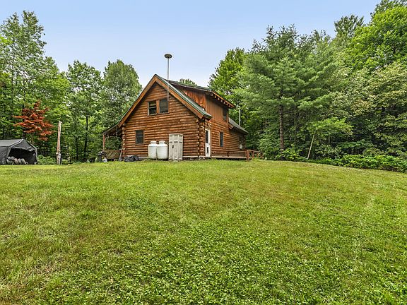 5th image of 228 Dill Road