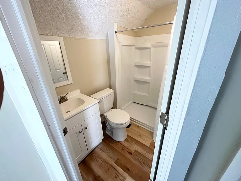 214 Myrtle Ave — Photo 12