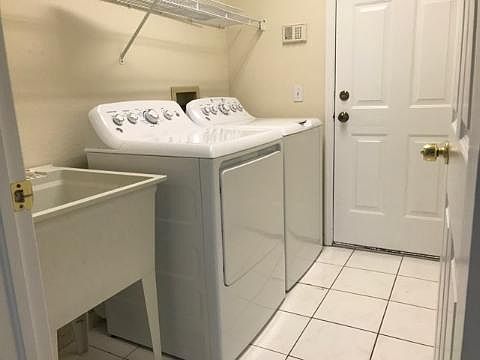 1st image of 2684 Oleander Ct