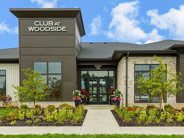 Club at Woodside — Photo 35