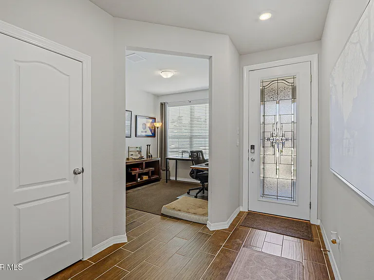 13852 Paseo De La Luna Ave — Photo 6
