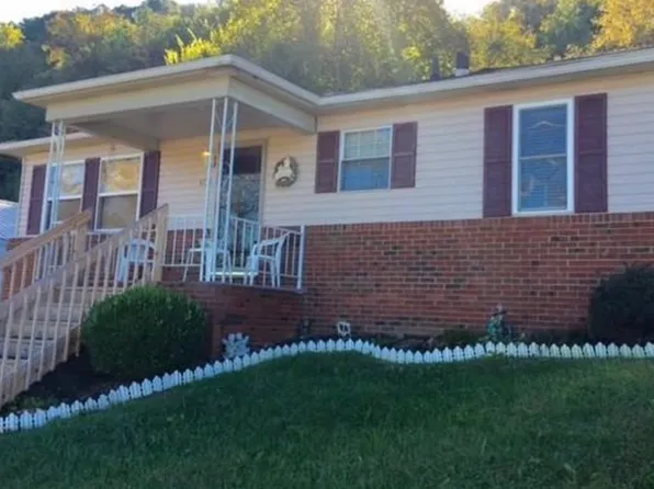 1012 Ohio River Rd, Huntington, WV 25702