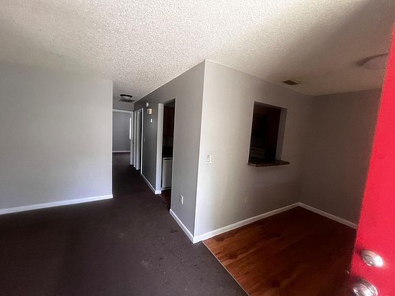 2nd image of 504 S Westgate Ave