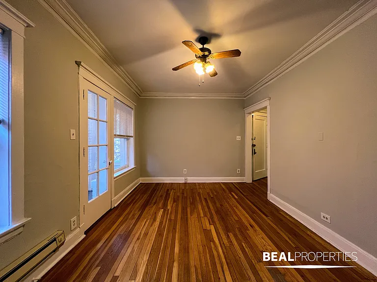 4421-27 N Wolcott Ave — Photo 15