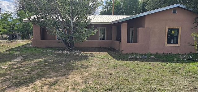 1st image of 6 Escuelita Ln