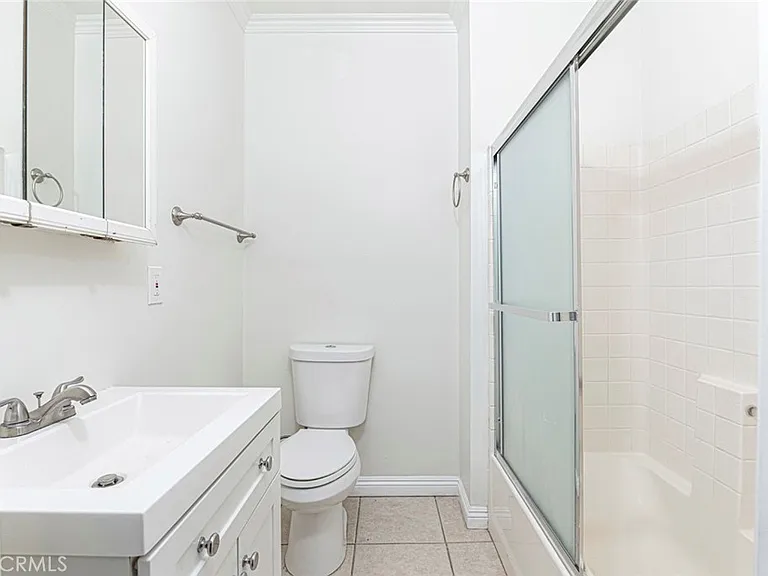 14319 Tiara St #2 — Photo 13