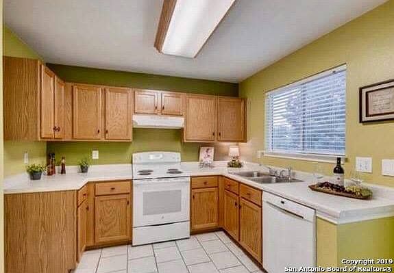 4th image of 20519 Liatris Ln