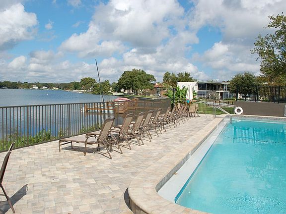 Lakeside Pool