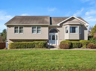 124 Heather Dr, Butler, PA