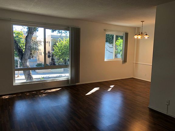 2nd image of 1017 N Laurel Ave #5