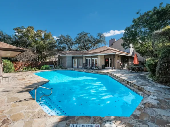 8633 Datapoint Dr #217, San Antonio, TX 78229