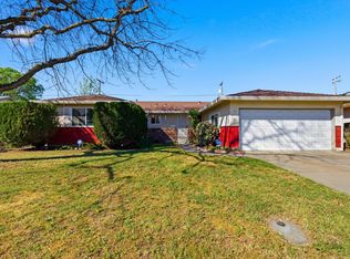 1426 Auburn Way, Woodland, CA 95695