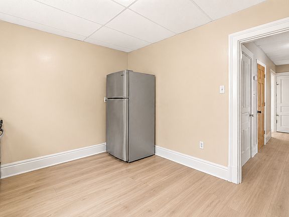 5th image of 833 Stanton Ave Floor 2