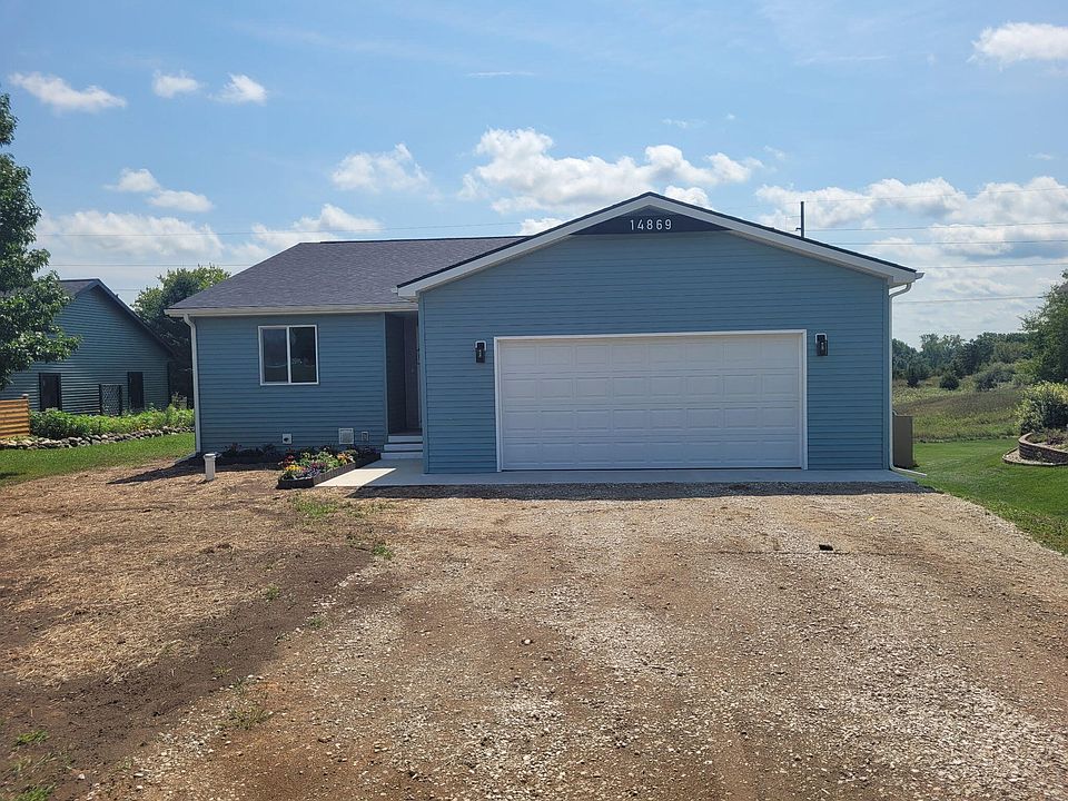 1st image of 14869 Hilltop Dr