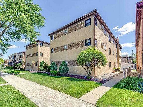 4th image of 2433 N 77th Ct APT 3E