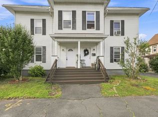 34 W School St, Westfield, MA 01085