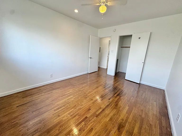 3419 Club Dr — Photo 30