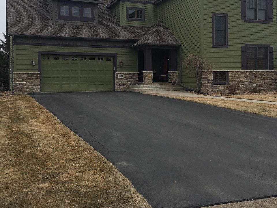 1st image of 11472 Arrowood Ln N