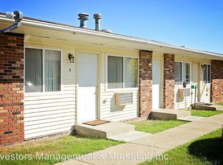 527 22nd Ave NW APT 22, Minot, ND 58703