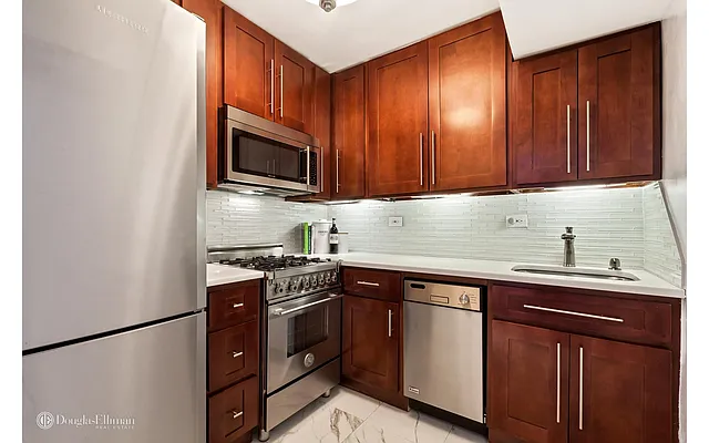 Sold by Douglas Elliman | media 16