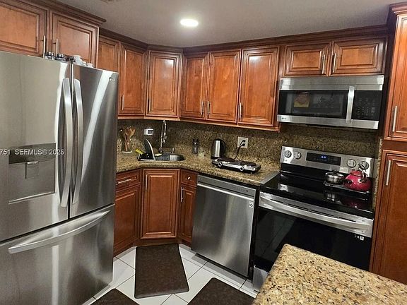 2nd image of 3660 Inverrary Dr APT 3T