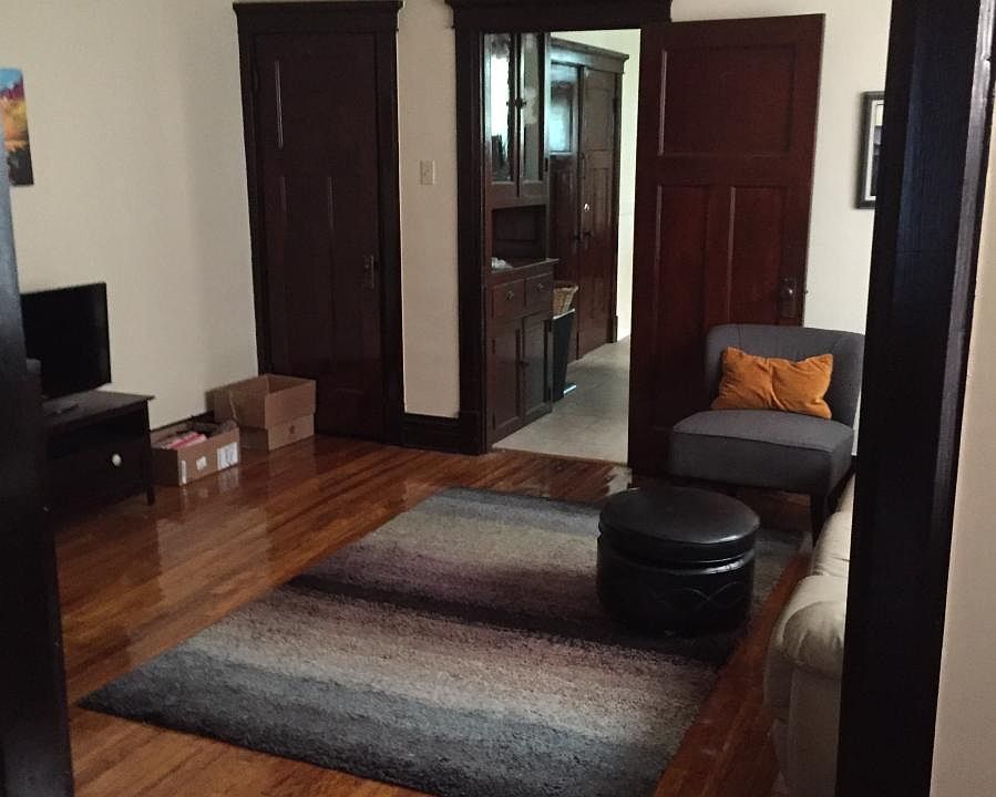 4.2 Family room