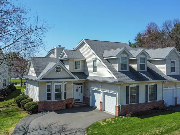 15 Scarlet Lane #15, Windsor, CT 06095