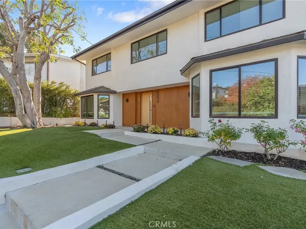 23534 Aetna St, Woodland Hills, CA 91367